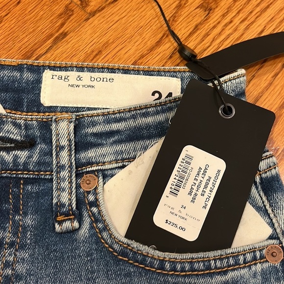 NWT Rag & Bone Woman’s Pebbles Casey High Rise Ankle Flare Jeans Size 24 - Picture 4 of 7
